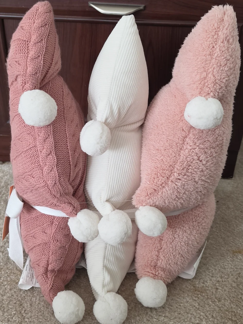 C&C California Pink Knit Pom Pom Holiday Tree Pillow Set (3 Pillows)